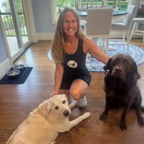 Jennifer Burns Professional Pet Sitter Love and Kisses Pet Sitting Jennifer Burns Professional Pet Sitter Love and Kisses Pet Sitting